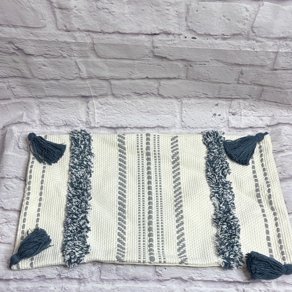 no brand Other - NWOT White and Blue Tassel Accent Pillow Cover. Size Medium